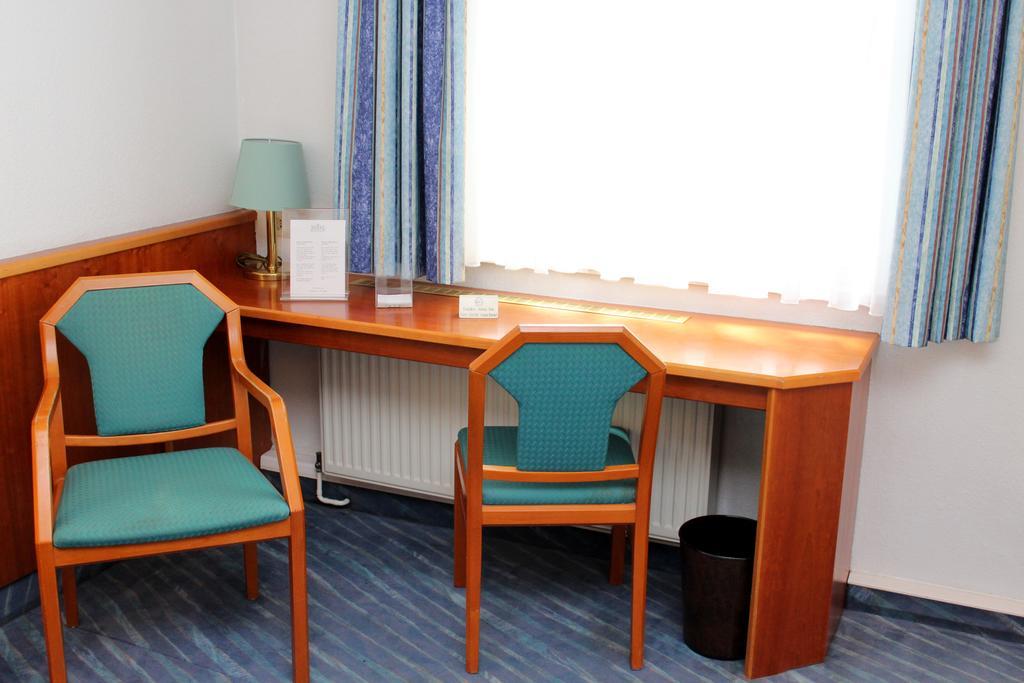 Hotel Sonne Leinfelden-Echterdingen Pokoj fotografie